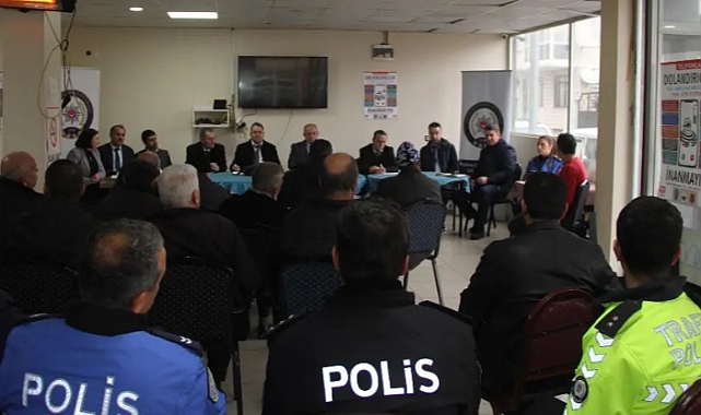 Huzur Toplantısında Mahalle Sakinleri ile Buluştular