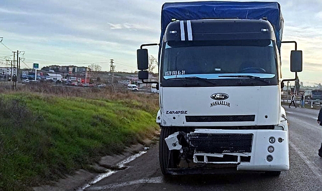 Işık ihlali yapan kamyon, otomobile çarptı: 1 ölü, 2 yaralı
