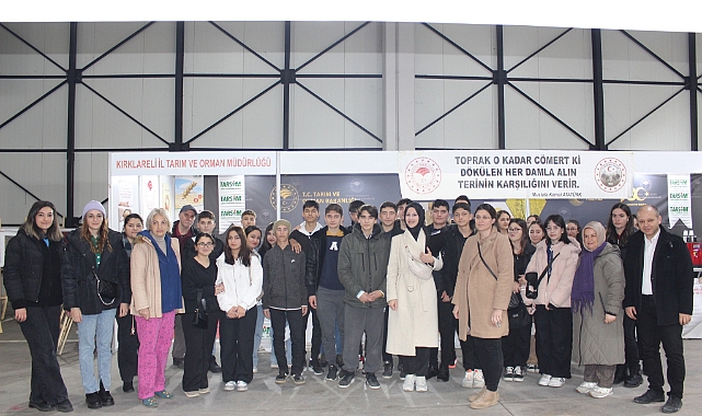 Lise öğrencilerinden fuara yoğun ilgi