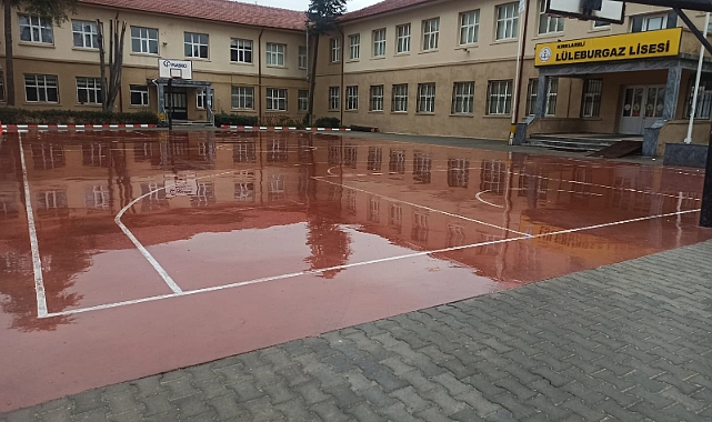 Lüleburgaz Belediyesi okullara desteğini sürdürüyor