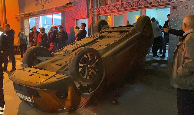 Takla atıp, çay ocağının camekanına çarpan otomobilin sürücüsü yaralandı