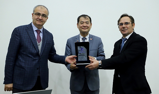 “Türkiye'de ve Japonya'da Deprem Gerçeği” Konferansı Düzenlendi