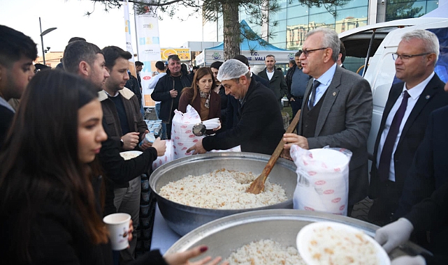 Üniversite öğrencilerine en lezzetli sürpriz