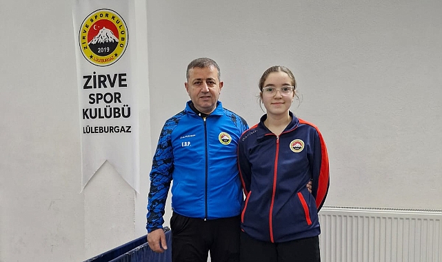 Zeynep Naz Eker Masa Tenisinde Kırklareli'yi temsil edecek