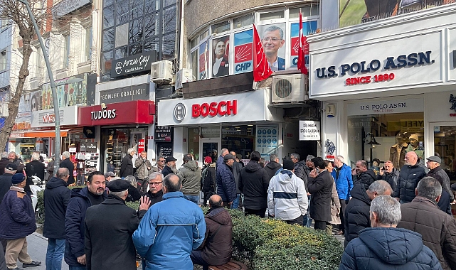 CHP Toplantısına Yoğun Katılım