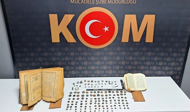 Çok sayıda tarihi eser ele geçirildi