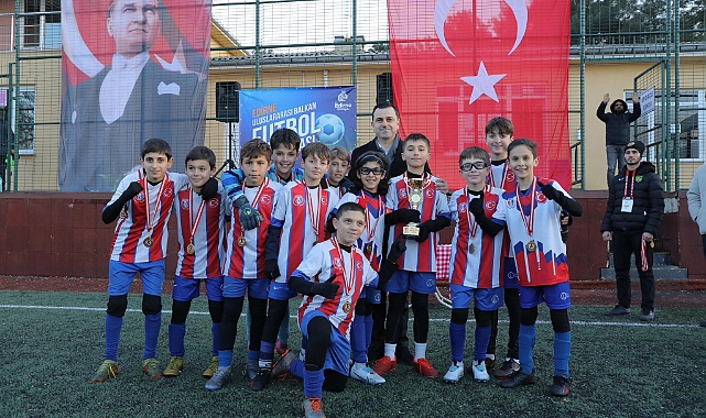 Edirne Uluslararası Balkan Futbol Turnuvası'nda Heyecan Doruğa Çıktı!