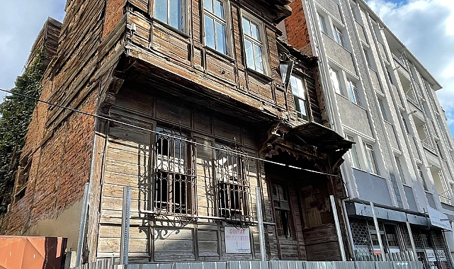 Eski PTT Binası Görücüye Çıktı!