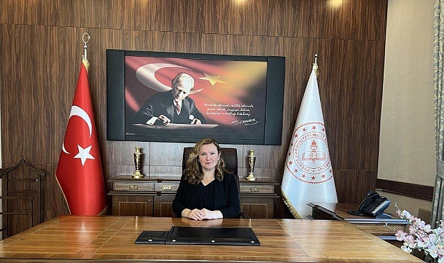 İl Milli Eğitim Müdürü Hilal Liliyar Özefsun'dan yeni yıl mesajı