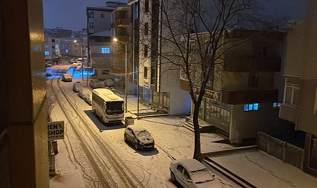 Kar Yağışı Beyaz Örtüyü Getirdi