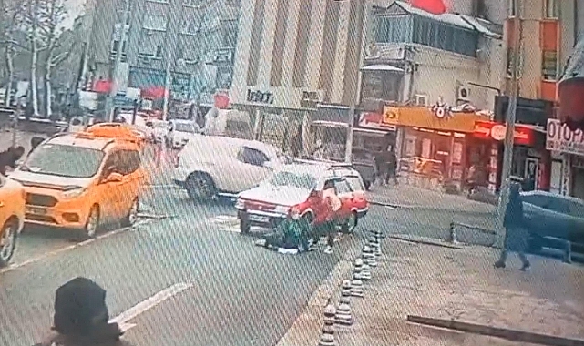 Otomobilin yayaya çarptığı kaza kamerada