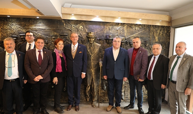 Atatürkçü Düşünce Derneği Genel Merkezi’nden, Başkan Kesimoğlu’na ziyaret