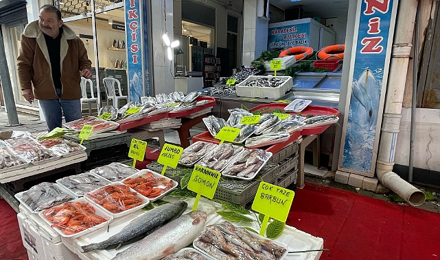 Balık kıtlığı tezgahları vurdu