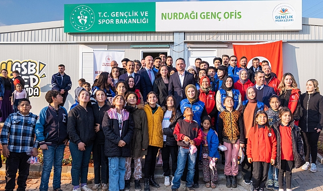 Depremin 1. yılında Gençlik ve Spor Bakanlığı, UNICEF ve Netflix tarafından Genç Alan’a ortak ziyaret