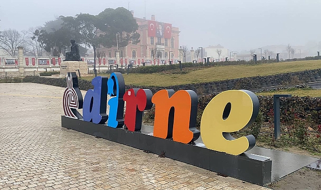 Edirne'de sis etkili oldu