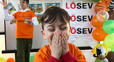 LÖSEMİLİ ÇOCUKLAR İSTANBUL’DA  DOĞUM GÜNLERİNİ KUTLADI!
