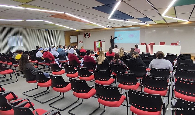 Lüleburgaz'da Serviks Kanseri Farkındalık Eğitimleri Verildi