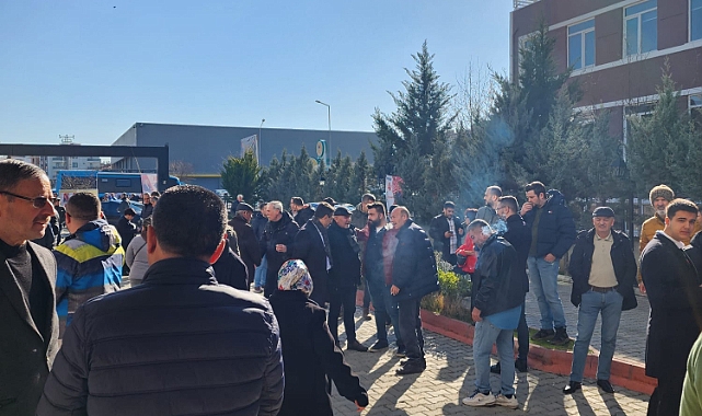 Meclis Üyesi Seçimleri Yoğun Katılımla Devam Ediyor