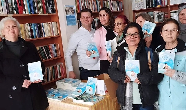 Oktay Çınar Okurlarıyla Babaeski Kitabevi'nde Buluştu