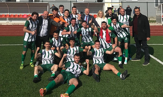 Serdar Türker Kaynarca Gençlikspor Futbolcuları ile Buluştu