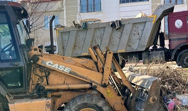 Temizlik İşleri Müdürlüğü yoğun mesaide