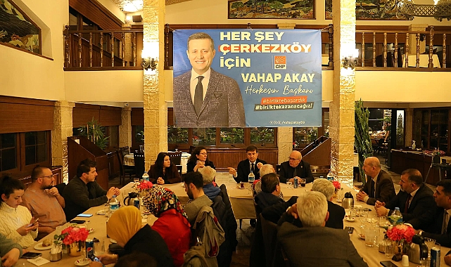 Vahap Akay Muhtarlar ile Buluştu