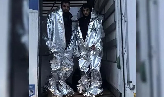 2 kaçak göçmen, TIR'da alüminyum folyo tulumla yakalandı