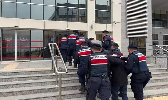 Bulgaristan sınırında 11 göçmen yakalandı, 2 organizatör tutuklandı