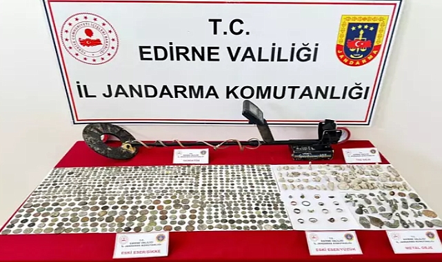 Edirne'de evde 1085 tarihi sikke ve obje ele geçirildi