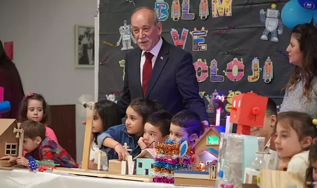 Marmaraereğilisi Belediyesi Gençlik Merkezi öğrencileri, Bilim ve Teknoloji Haftası'nı kutladı