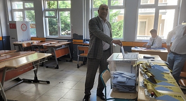 Murat Zortul, Tekirdağ'da Sandık Başına Gitti: "Demokrasinin Temel Unsurlarından Biri"