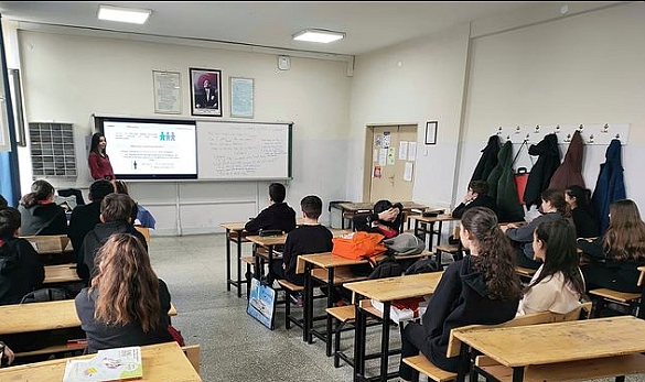 Kırklareli’de Dünya Obezite Günü Etkinliği: Sağlıklı Beslenme ve Fiziksel Aktivitenin Önemi Vurgulandı