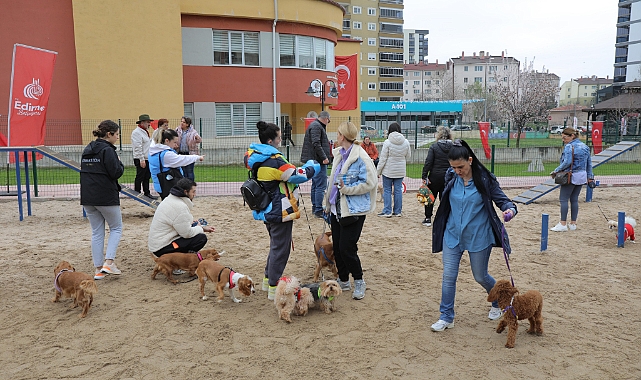 Edirne’de Patipark Coşkuyla Açıldı: Patili Dostlar İçin Yeni Bir Randevu Noktası