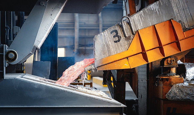 RUSAL'ın yeni alüminyum biyet ürünü MaxiFlow 2.0 elektrikli araçlardan güneş panellerine kadar hızlı büyüyen pek çok sektörde üretim verimliliğini artıracak