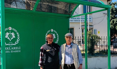 Turgutbey Köyü'ne İlk Minibüs Durağı Yerleştirildi: Ulaşımda Yeni Bir Dönem Başlıyor