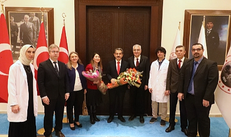 Kırklareli Valisi Birol Ekici, 14 Mart Tıp Bayramı’nı Sağlık Çalışanları ile Kutladı