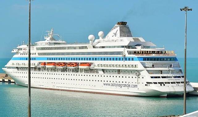 Türkiye Kruvaziyer Turizminde Yeni Rekorlarla Karşılıyor: 2024 Altın Yıl Olacak!