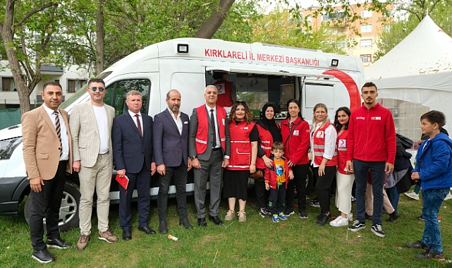 Kırklareli Belediye Başkan Yardımcısı Kürşat Yamaner'den Türk Kızılay'a Destek Ziyareti