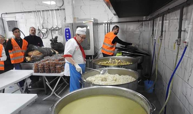 Biz Bize Yeteriz Derneği, Lüleburgaz'daki İhtiyaç Sahiplerine Umut Olmaya Devam Ediyor