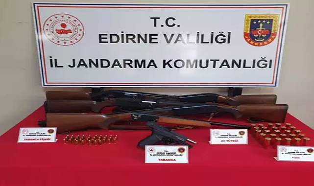 Edirne'de bir evde silah ve mühimmat ele geçirildi