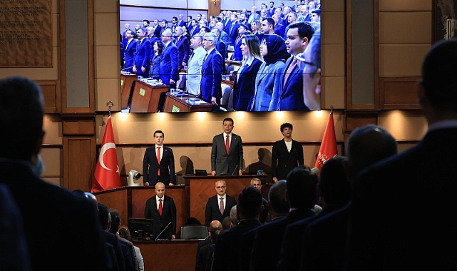 İBB MECLİSİ 9. DÖNEM İLK OTURUMU İMAMOĞLU TARAFINDAN AÇILDI