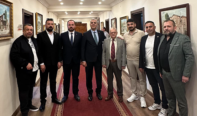 Lüleburgaz Celaliler Derneği Başkanı Mustafa Ebinç ve Üyelerinden Belediye Başkan Yardımcısı Kürşad Yamaner'e Ziyaret