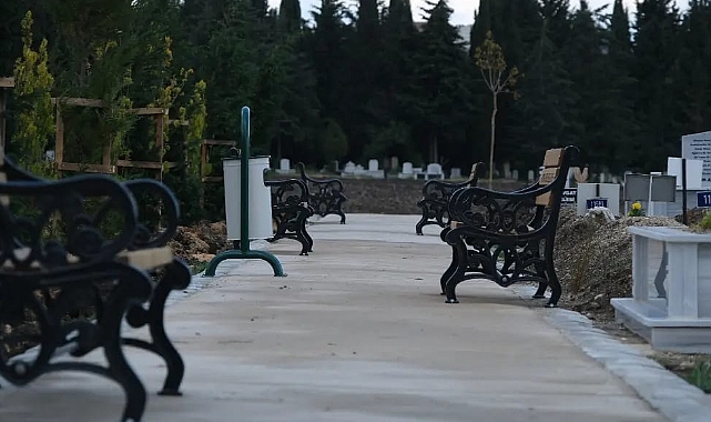 Kırklareli Şehir Mezarlığı'nda Yenileme Çalışmaları Tamamlandı