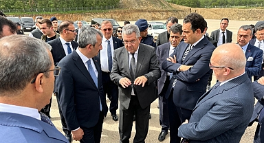 Kritik İnceleme