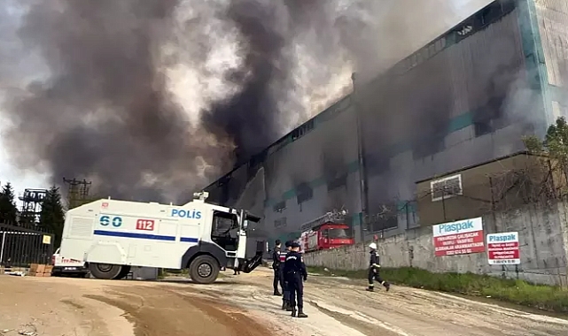Tekirdağ'da fabrika yangını: 10 işçi dumandan etkilendi