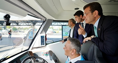 YÜZDE 100 ELEKTRİKLİ, 420 KİŞİLİK ÇEVRECİ METROBÜSÜN TEST SÜRÜŞÜNE TANIKLIK ETTİ
