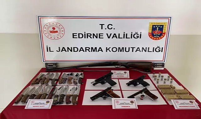 Edirne'de evde 4 tabanca ve mühimmat ele geçirildi