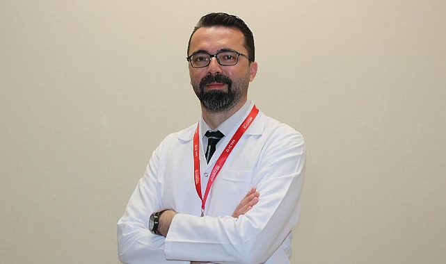 ERKEKLERDE VARİKOSELİN 4 BELİRTİSİNE DİKKAT!