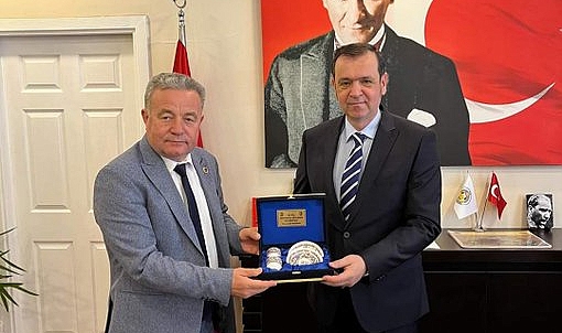 Başkan Özbay, Vize Belediye Başkanı Ercan Özalp'i Makamında Ziyaret Etti