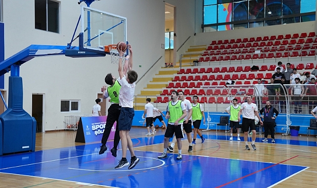 İstanbul Büyükşehir Belediyesi Yurtları Spor Şöleni: Gençler Sporla Buluştu